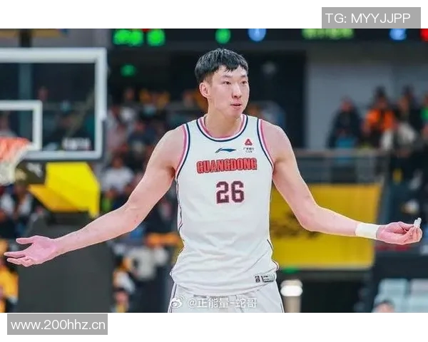 周琦22分钟内高效表现9中7砍下15分9板正负值惊人达到35 周琦22分钟内高效表现9中7砍下15分9板正负值惊人达到35