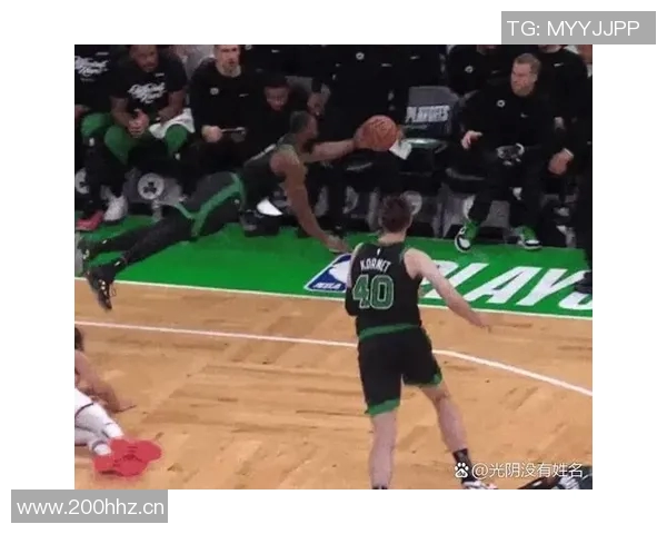 左腿筋紧张导致退赛马祖拉尚未收到完整伤情报告杰伦布朗表示他状态良好 左腿筋紧张导致退赛马祖拉尚未收到完整伤情报告杰伦布朗表示他状态良好