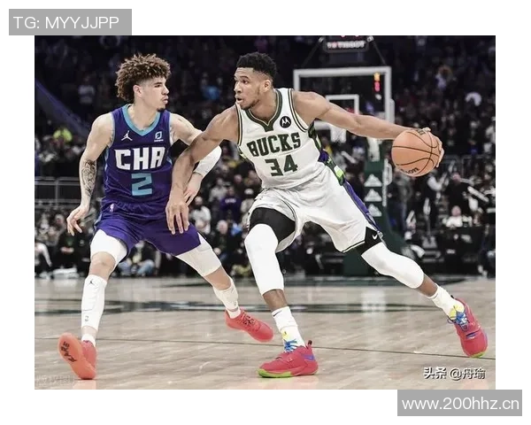 墨菲表现惊艳九投六中斩获18分5篮板3抢断三分球命中率高达80