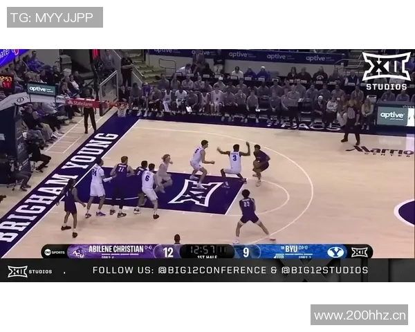 迪班萨NCAA首秀球鞋成球星卡珍藏版引发热议