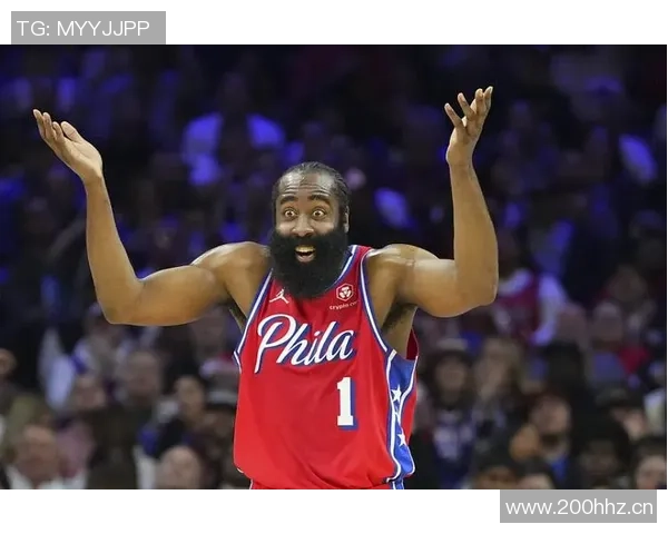 哈登首节表现出色8投5中斩获13分1篮板1助攻状态回暖令人期待