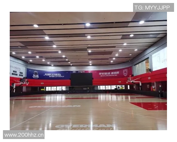 杨瀚森谈自信在篮球中的重要性只有勇敢才能打出好成绩