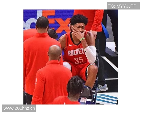 朗格莱因重度扭伤内侧副韧带预计缺阵两个月球队面临人员短缺挑战 朗格莱因重度扭伤内侧副韧带预计缺阵两个月球队面临人员短缺挑战